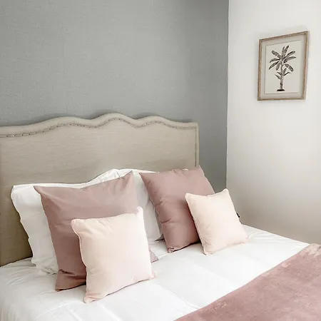 Chateau Lamothe Bed & Breakfast Baziege