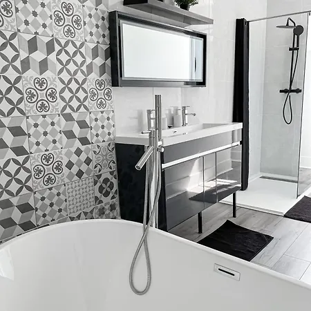 לינה וארוחת בוקר Chateau Lamothe Baziege