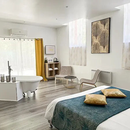 Château Lamothe 3* Baziege
