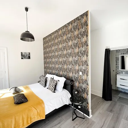 Chateau Lamothe Bed and breakfast