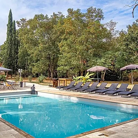 فندق مبيت وإفطار Chateau Lamothe 3*