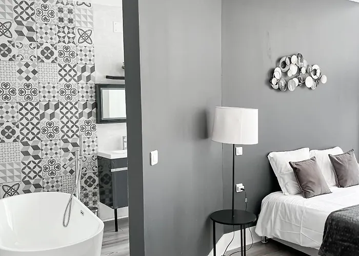 Chateau Lamothe Bed & Breakfast