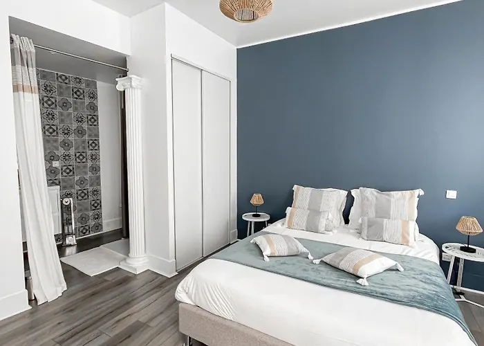 Chateau Lamothe Bed & Breakfast Baziege